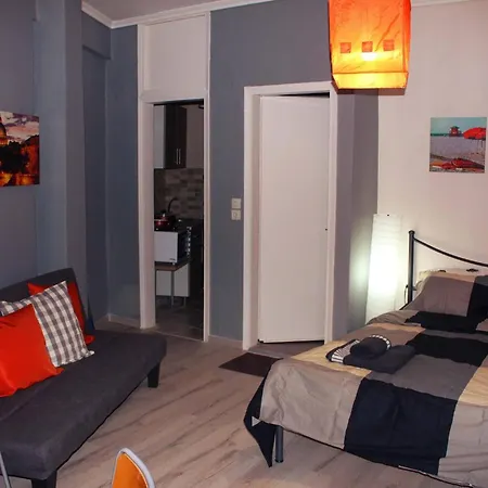 Amazing Studio 10 Minutes Walk Center